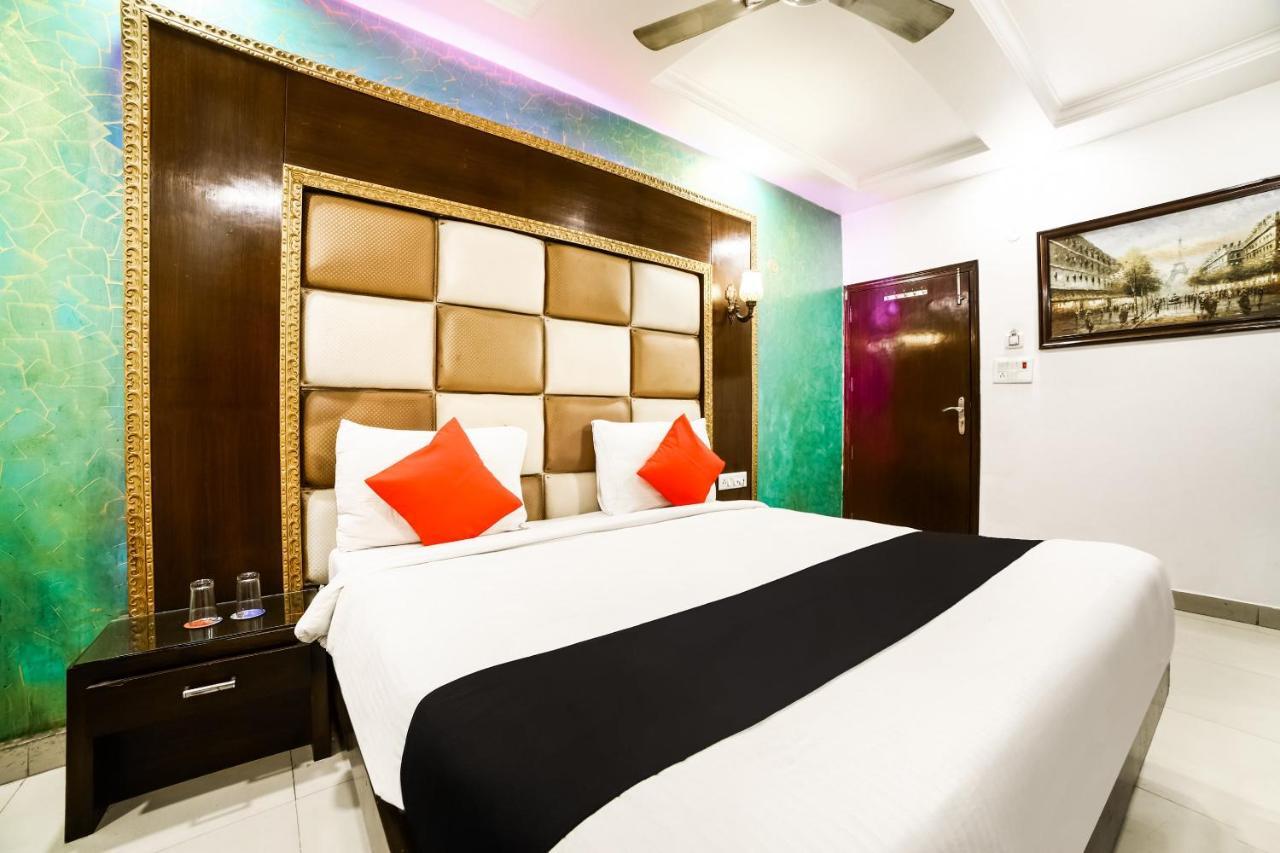 Capital O 6408 Hotel Delhi Heart New Delhi Eksteriør bilde