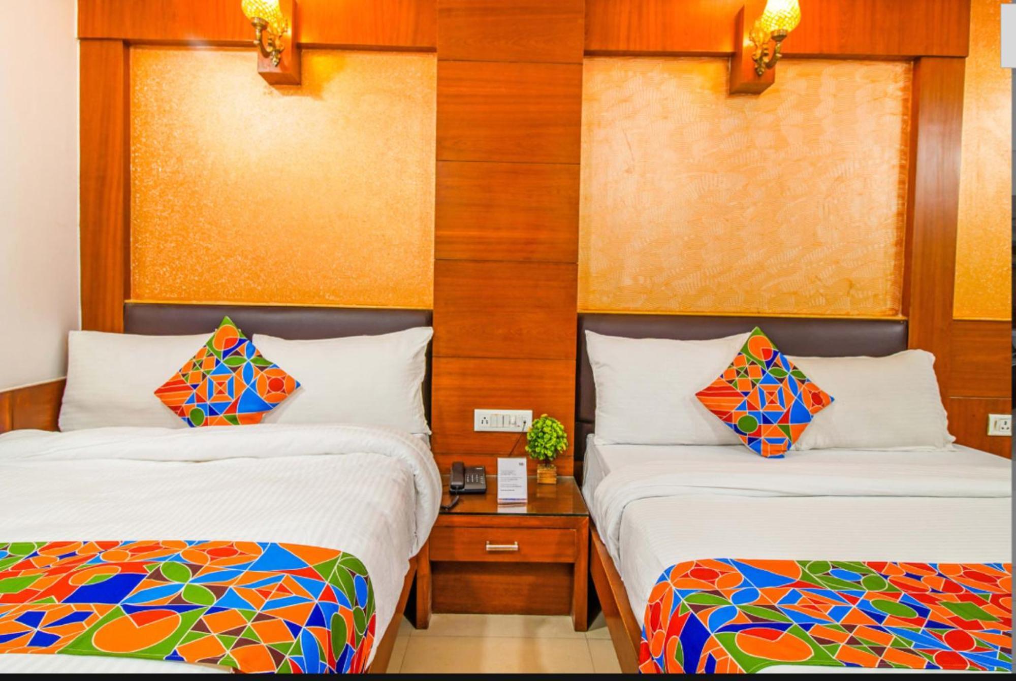 Capital O 6408 Hotel Delhi Heart New Delhi Eksteriør bilde