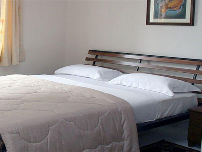 Capital O 6408 Hotel Delhi Heart New Delhi Eksteriør bilde