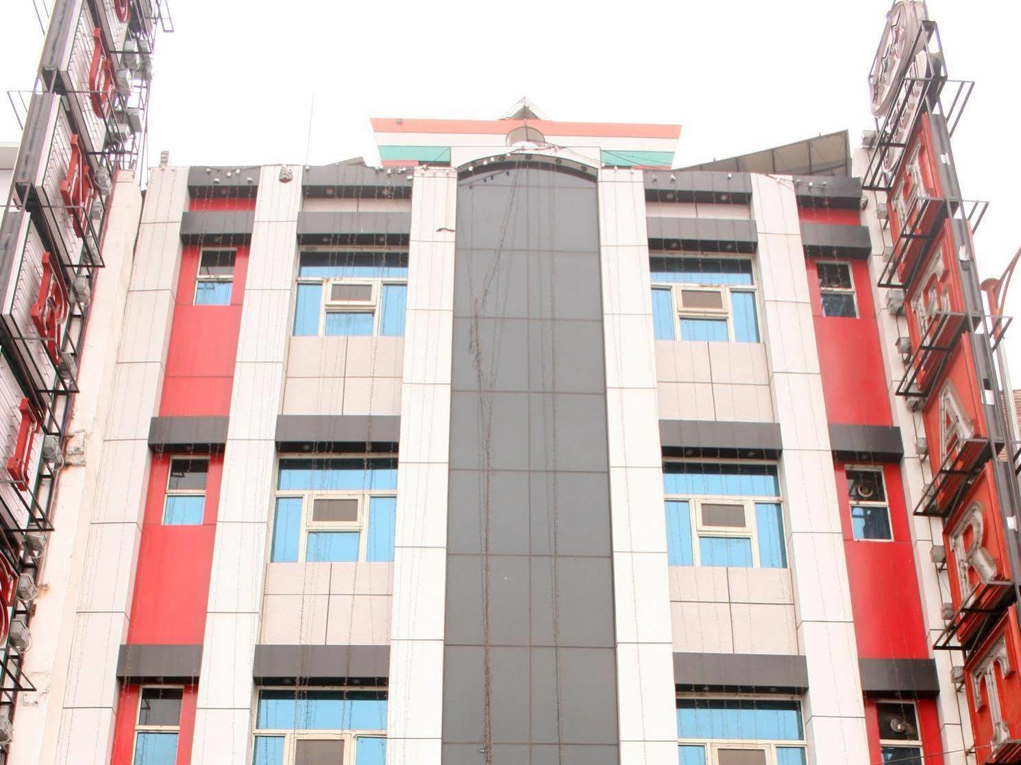 Capital O 6408 Hotel Delhi Heart New Delhi Eksteriør bilde