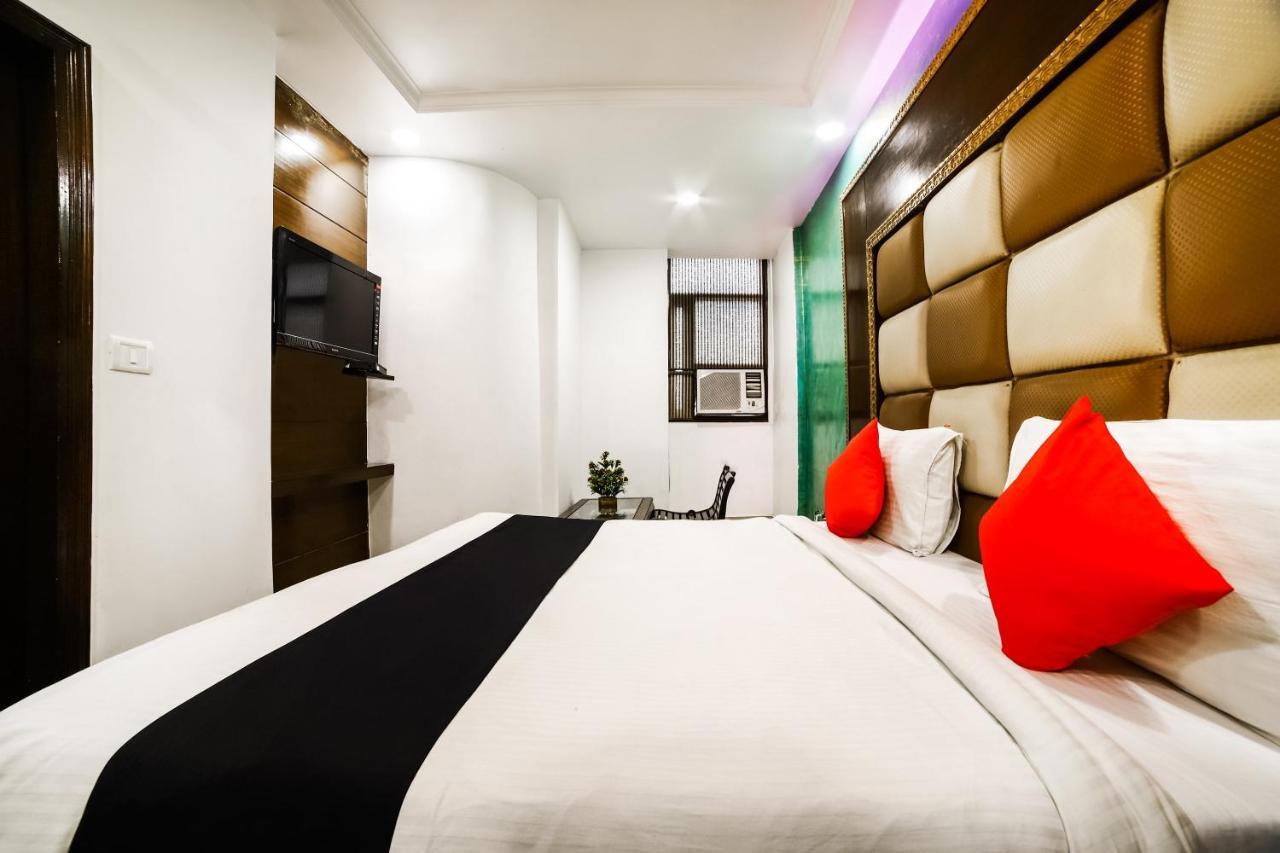 Capital O 6408 Hotel Delhi Heart New Delhi Eksteriør bilde